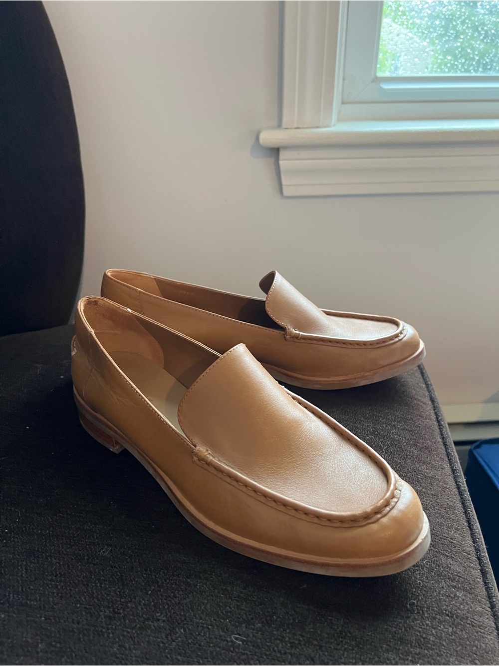Everlane Modern Loafer in Camel size 9.5